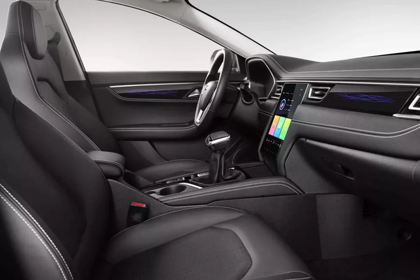 Price and specifications of the Jac J7 cars world